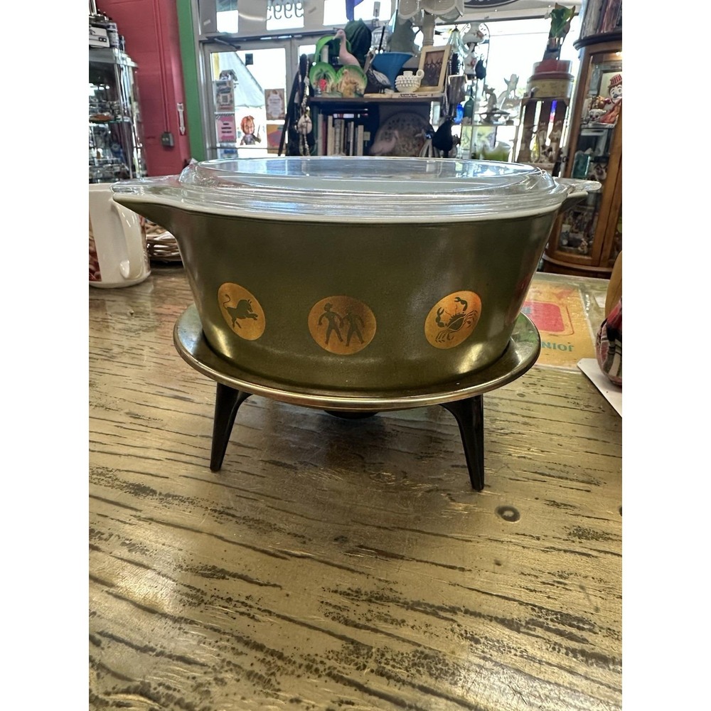 Rare VTG Pyrex Zodiac 475-C 30 Green Casserole -Lid & Cradle Stand